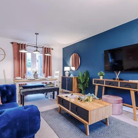 Beautiful Stoke Home Sleeps 10 By Purestay Short Lets Exterior photo