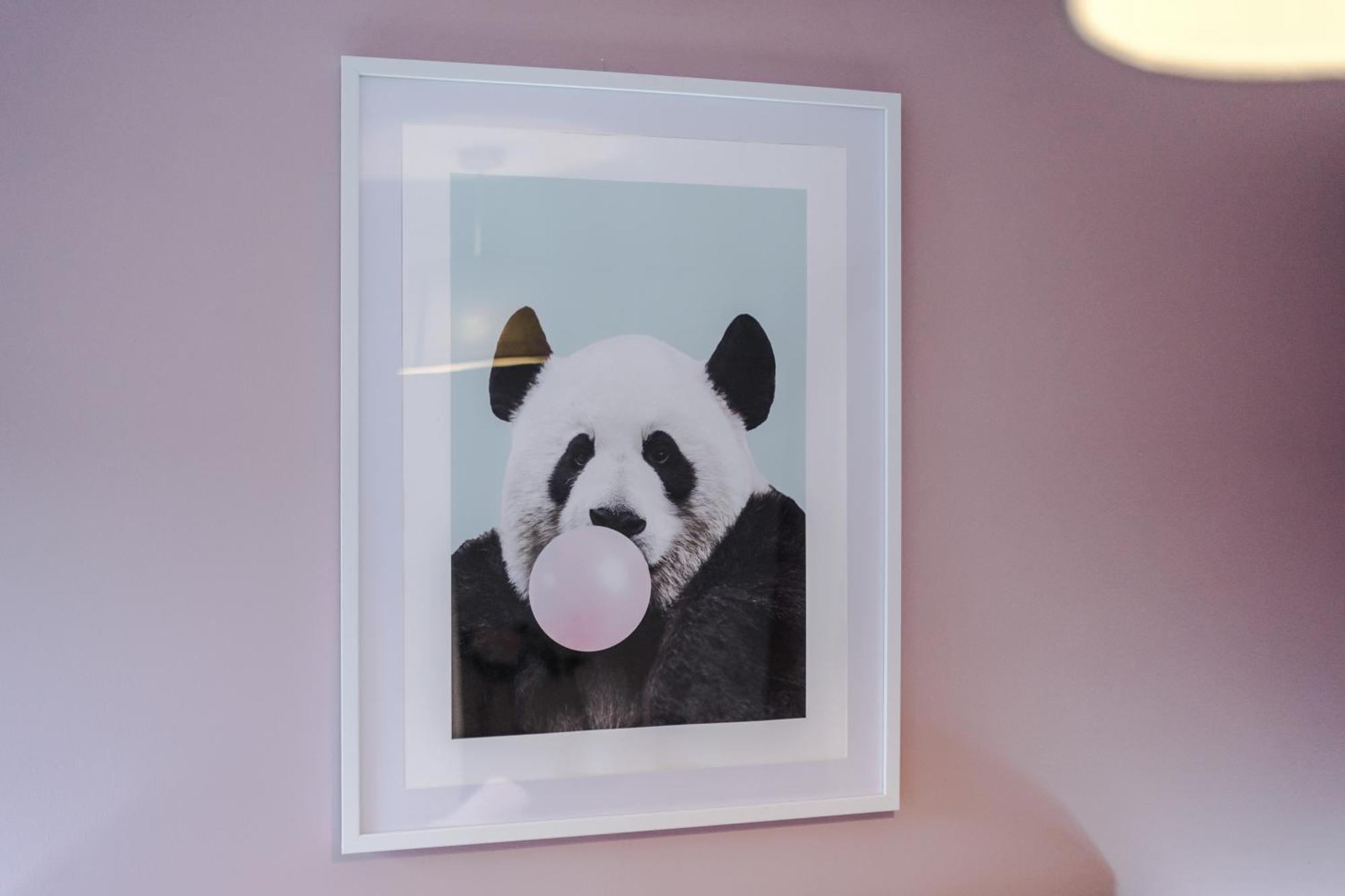 Beautiful Sleeps 10 By Purestay Short Lets Holiday home Stoke-on-Trent