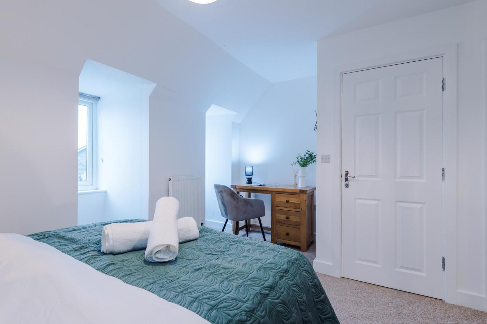 Holiday home Beautiful Sleeps 10 By Purestay Short Lets Stoke-on-Trent