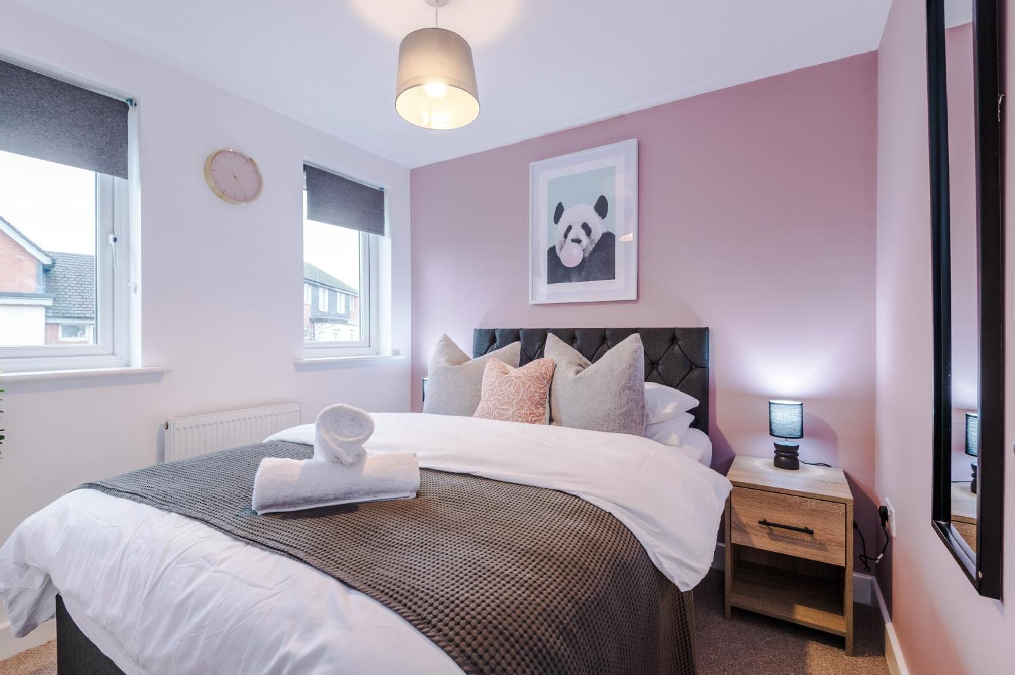 Beautiful Sleeps 10 By Purestay Short Lets *