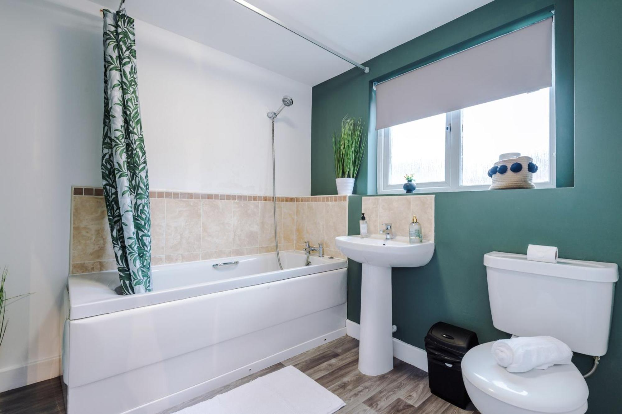 Holiday home Beautiful Sleeps 10 By Purestay Short Lets