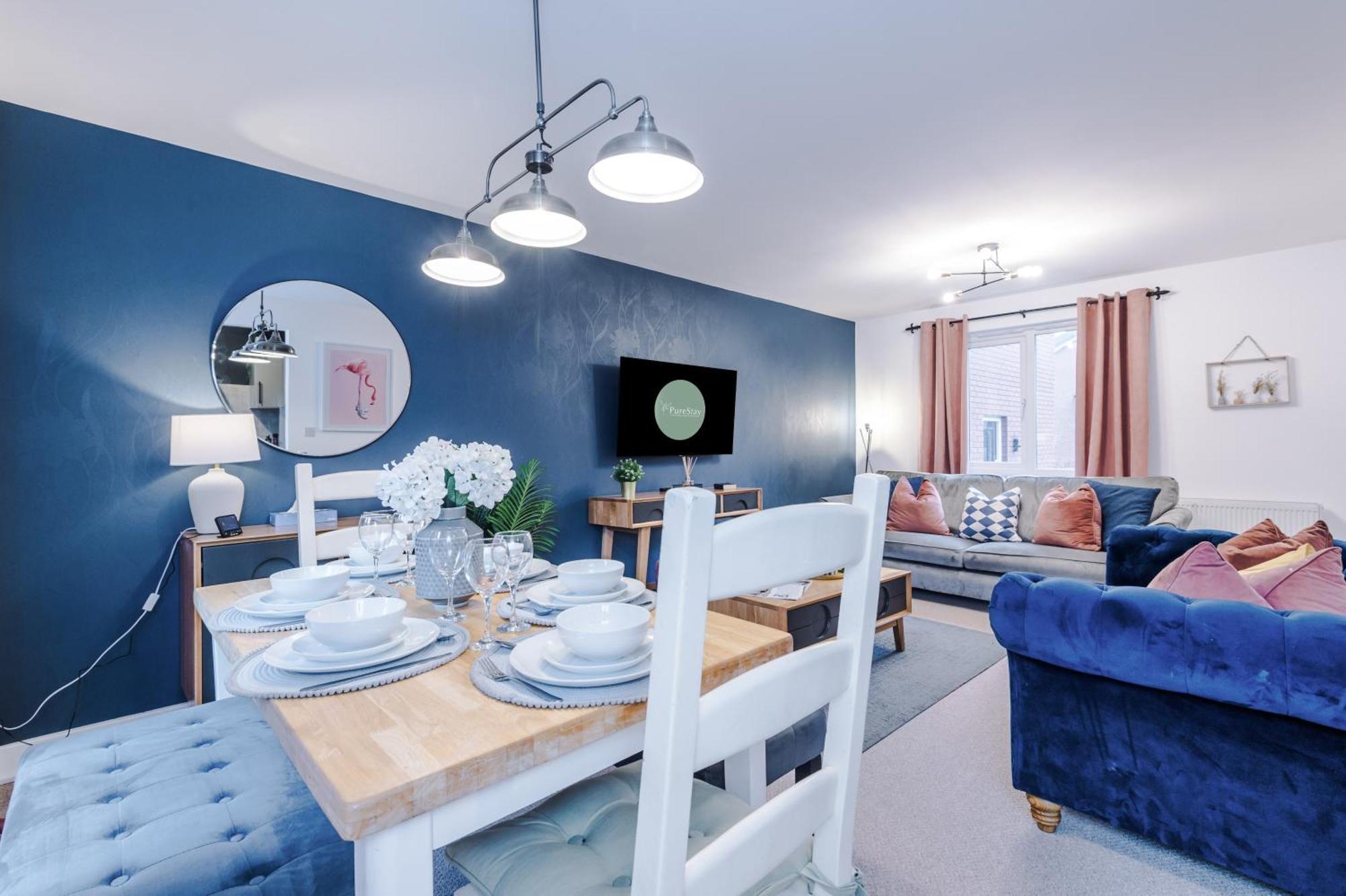 Beautiful Sleeps 10 By Purestay Short Lets * Stoke-on-Trent