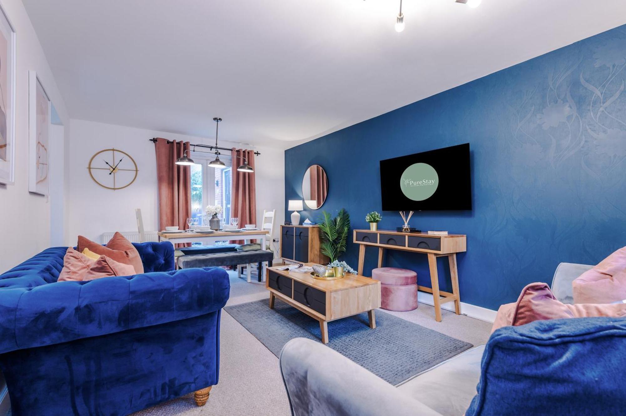 Beautiful Sleeps 10 By Purestay Short Lets * Stoke-on-Trent