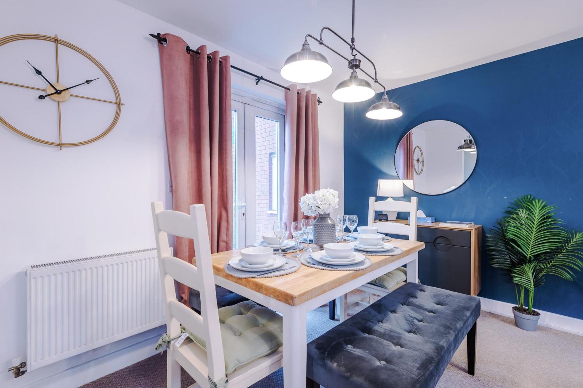 Beautiful Sleeps 10 By Purestay Short Lets * Stoke-on-Trent